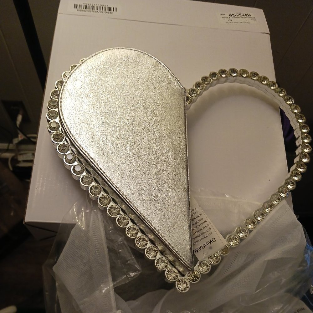 Oliva Silver Crystal Heart Clutch (